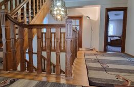 Casa de vânzare cu potențial comercial într-o zonă deosebită