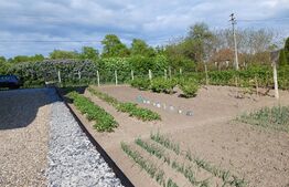 Casa in zona linistita, 4 camere, 142 mp utili, Exterior Vest