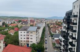 Apartament 4 camere, 87 mp, decomandat, 2 bai, zona Crinilor