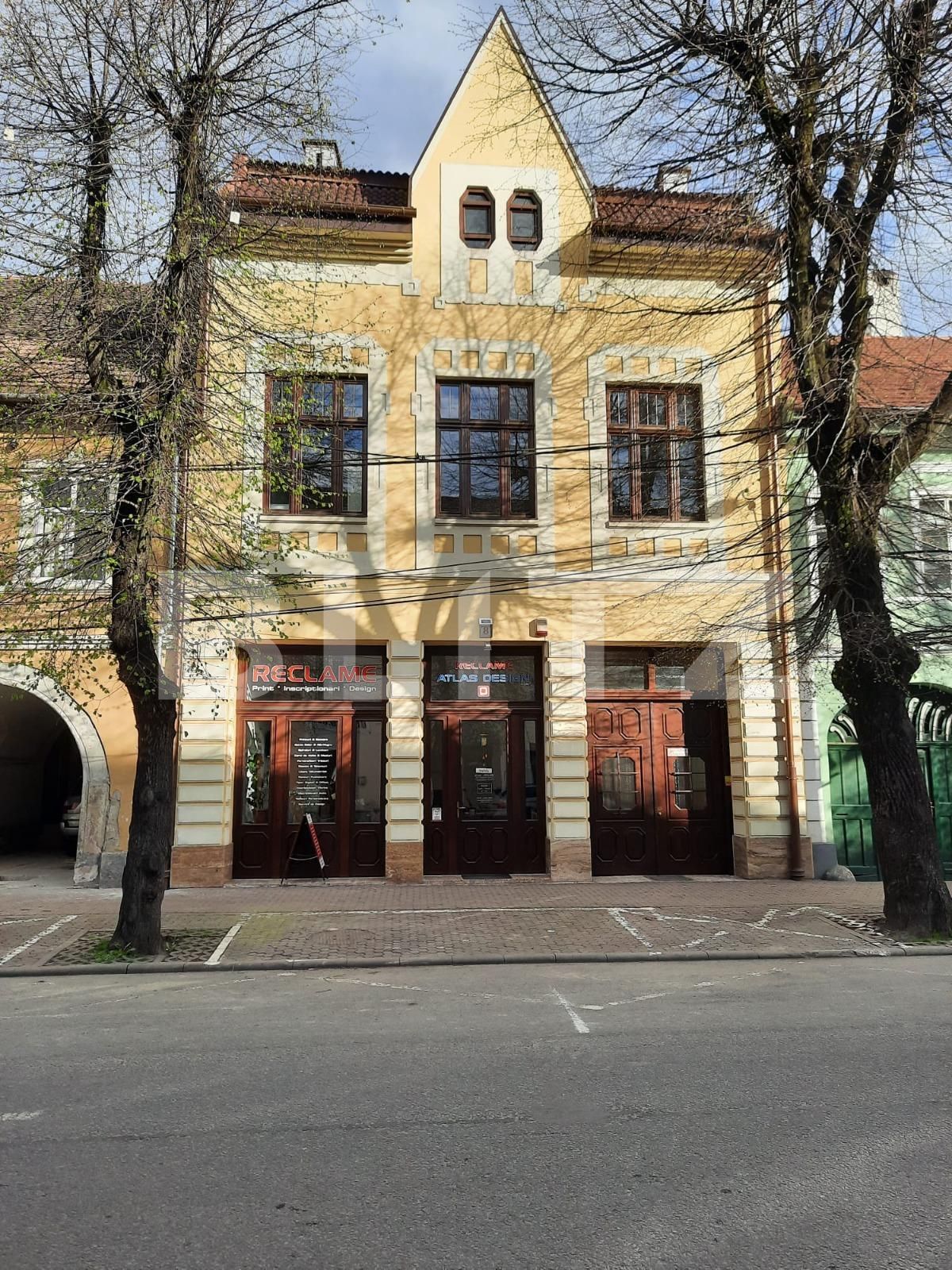 Casa de vânzare 8 camere Central - 116370CV | BLITZ Bistriţa | Poza1