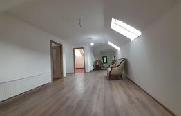 Casa lux 5 camere, 250MP, zona centrala Bistrita