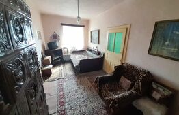 Casa 3 camere, renovabila, 2500 mp de teren, Crainimat