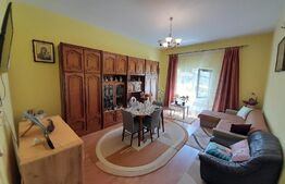 Apartament la casa cu gradina, 2 camere, 160 mp, zona Centrala