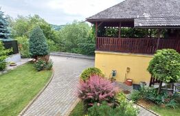 Casa cu o suprafata utila de 286mp, teren cu 582 mp, zona Libertatii