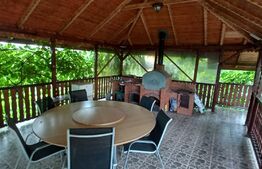 Casa cu o suprafata utila de 286mp, teren cu 582 mp, zona Libertatii