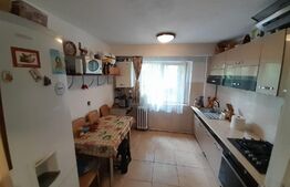 Apartament 3 camere, etajul 1, 66mp, parcare, zona Centrala 