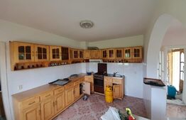 Casa individuala 3 camere, 200mp utili, 1400mp teren, zona Unirea