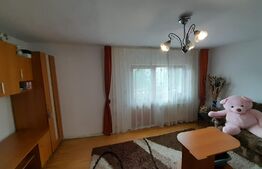 Apartament 4 camere, decomandat, 85mp, 2 balcoane, zona Imparatul Traian