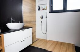 Casa cu 4 camere, amplasata pe 3200mp. 