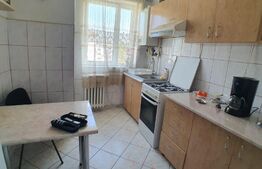 Apartament de inchiariat, 3 camere, 300 de euro negociabil