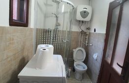 Casa cu 3 camere, 100mp utili, teren 6 ari,  zona Podul Jelnei