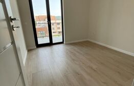 Penthouse 3 camere, 62 mp, terasa, Calea Moldovei