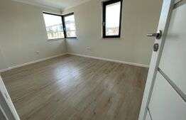 Penthouse 3 camere, 62 mp, terasa, Calea Moldovei