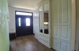 Casa 220mp, 3 dormitoare,  curte 15 ari! 