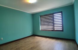 Casa 220mp, 3 dormitoare,  curte 15 ari! 