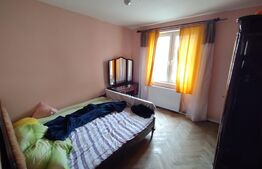 Apartament 3 camere, 70 mp, decomandat, zona Sud