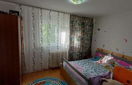 Apartament de vanzare 2 camere,etaj intermediar, decomandat , zona Han