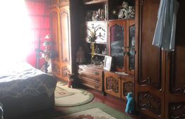 Casa, 150 mp, teren 5600 mp, zona Ghinda