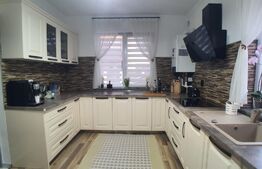Duplex, 3 dormitoare, 180 mp, spatios, zona Centrală