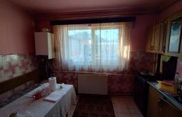 Apartament 3 camere, 76mp, decomandat, oras Nasaud