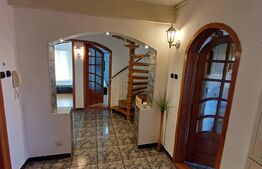 Apartament 4 camere, decomandat, 100mp, zona Parc