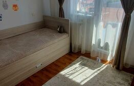 Apartament 3 camere, 53mp, balcon, zona Subcetate