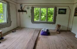 Casa 3 camere, 100 mp, teren, 2000 mp, zona Vest