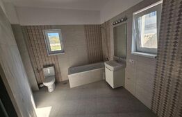 Aparament 3 camere, decomandat, 72mp, Nord