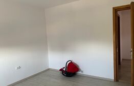 Apartament 3 camere, 68 mp, decomandat, zona Sud