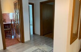 Apartament 3 camere, 68 mp, decomandat, zona Sud