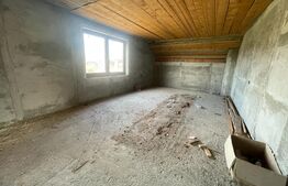 Casa de vanzare, 5 dormitoare, zona Sigmir