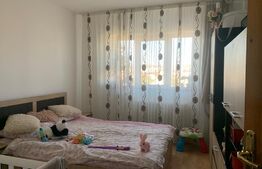 Apartament 2 camere, 53 mp, balcon, zona Centrala
