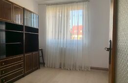 Apartament 4 camere, 80 mp, balcon, zona Calea Moldovei