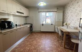 Apartament 2 camere, 55mp, balcon, zona Stefan cel Mare