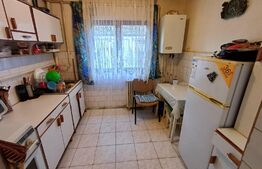 Apartament 3 camere, 63 mp, zona Lama