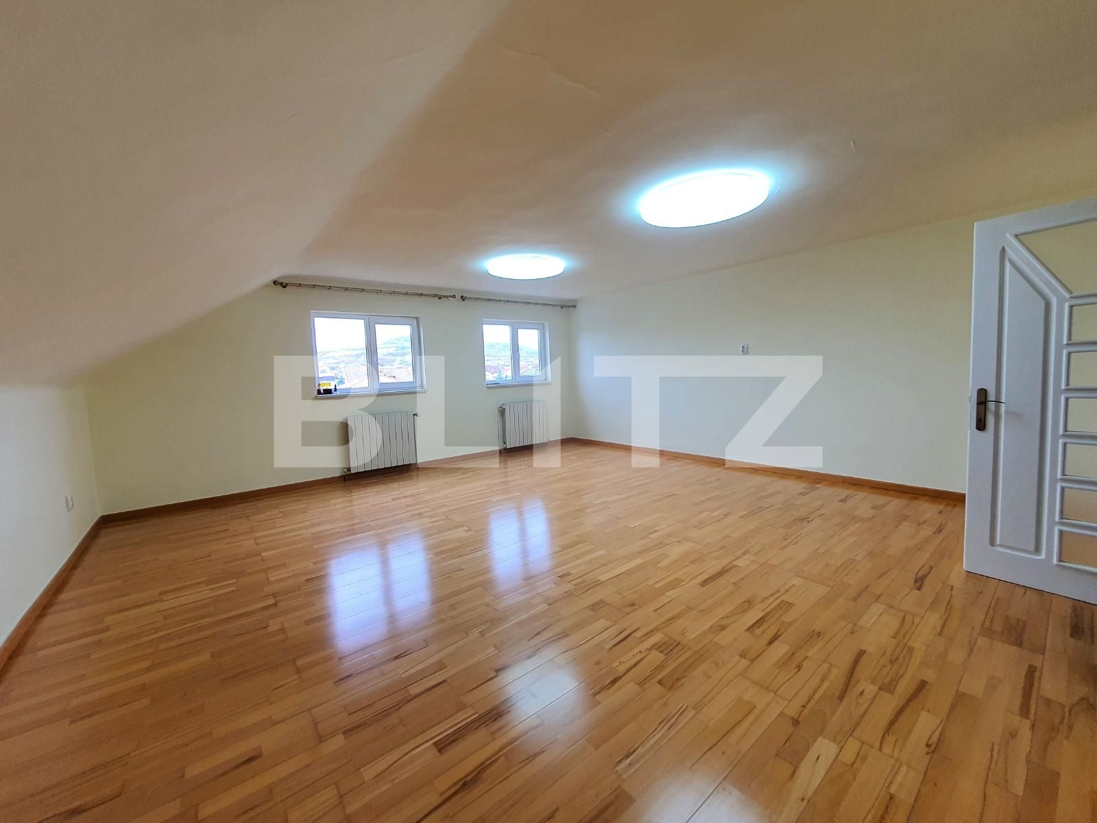 Casa de închiriat 9 camere Central - 129497CI | BLITZ Bistriţa | Poza3