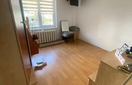Apartament 3 camere, 70mp, balcon si parcare,  zona Sensul vechi