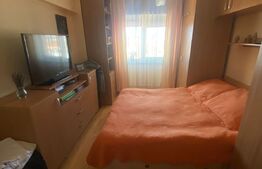 Apartament  4 camere, 110 mp, balcon,  zona Eminescu