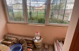 Apartament 2 camere, 40 mp,  balcon, zona Lama 