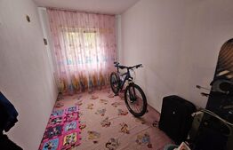 Apartament 3 camere, decomandat, zona Stefan 