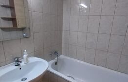 Apartament 2 camere, 53 mp,  balcon, zona Stefan cel Mare