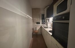 Apartament 4 camere, 85 mp, decomandat, zona Centrala