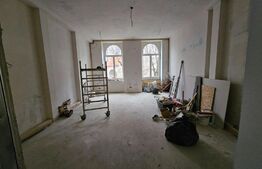 Apartament 4 camere, 115 mp, decomandat, zona Central