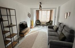 Apartament 3 camere, 80 mp, decomandat, zona Parcul Central 