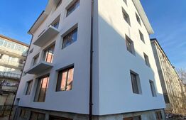 Cladire de inchiriat pe 4 nivele