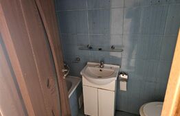 Garsoniera semidecomandata 