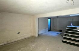 Casă modernă și spațioasă, 364mp, construită în 2020