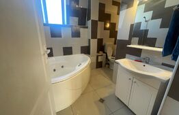 Apartament 4 camere, scara interioara, 100mp, zona Stefan cel Mare