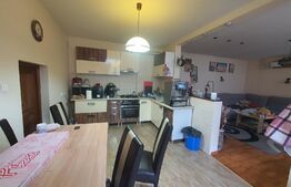 Apartament la casa, 2 camere, 76mp utili, Zona centrală