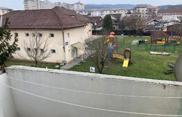 Apartament 3 camere, decomandat, etaj 2 zona lama 